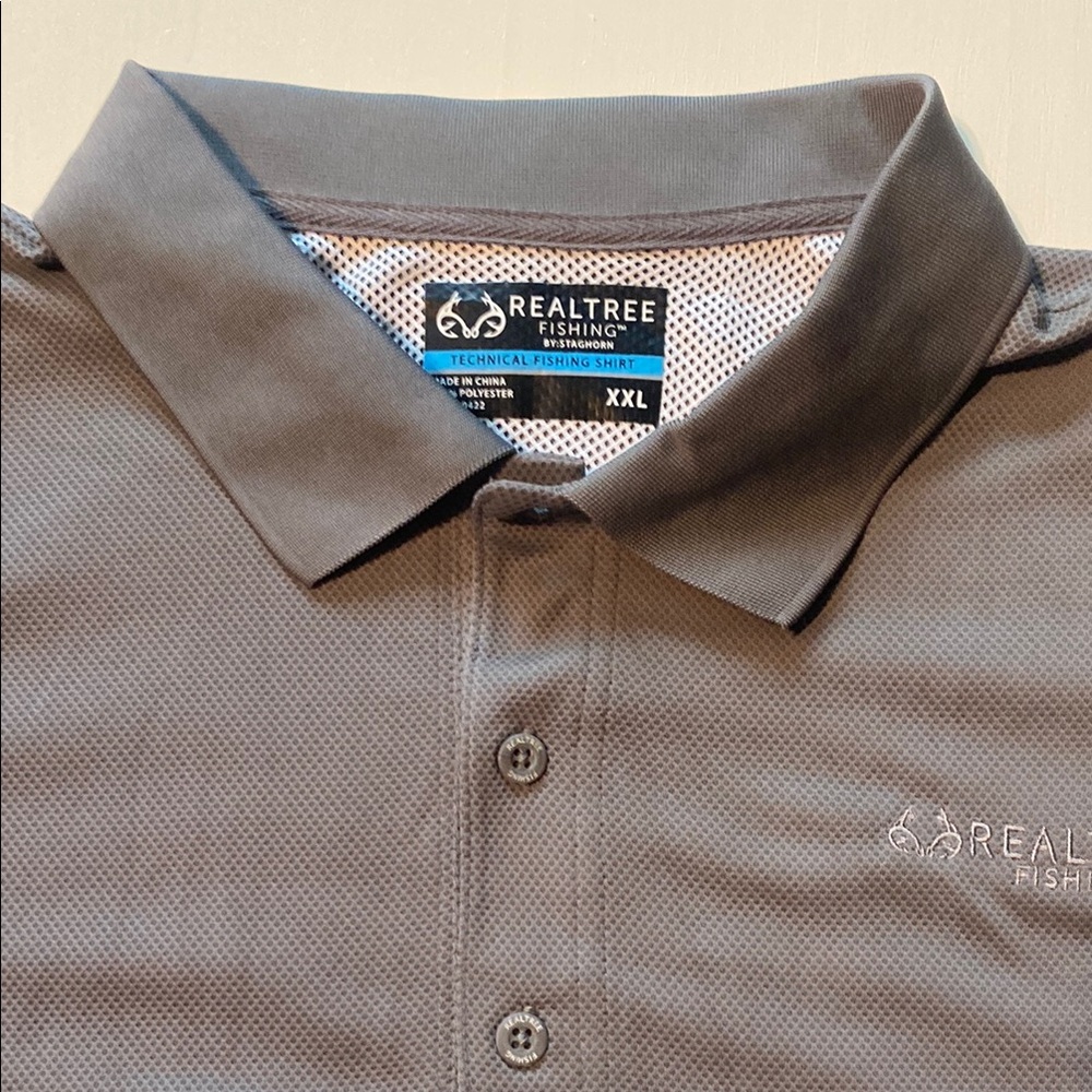 Realtree Men's Gray Fishing Shirt